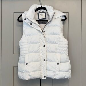 Abercrombie & Fitch White Hooded Puffer Vest | Quilted | Size L